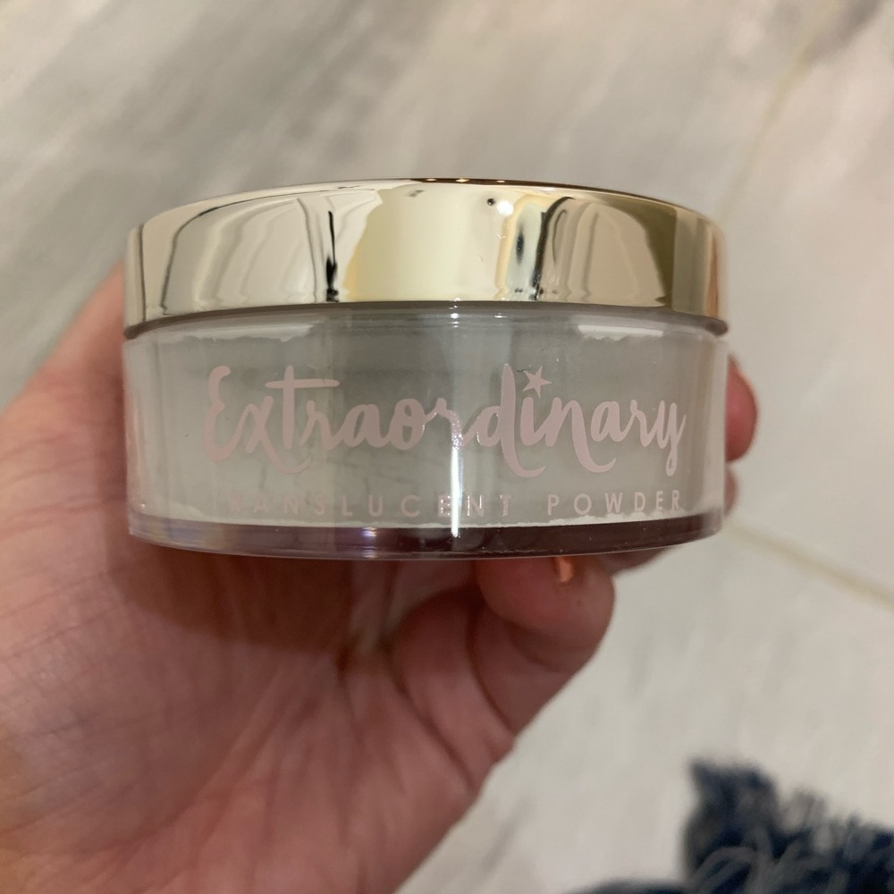 Ciaté Extraordinary Translucent Setting Powder - Picture 4 of 8